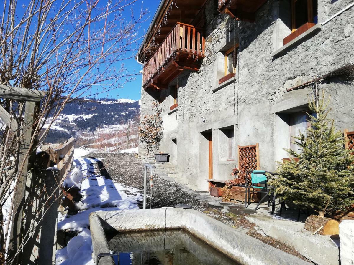 Les Balcons Du Molliebon Apartment Seez ภายนอก รูปภาพ